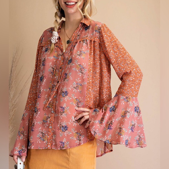 Kori Tops - Kori Floral Bell Sleeve Blouse in Coral and Rust